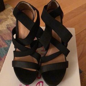 Moonlight Style Black Wedge